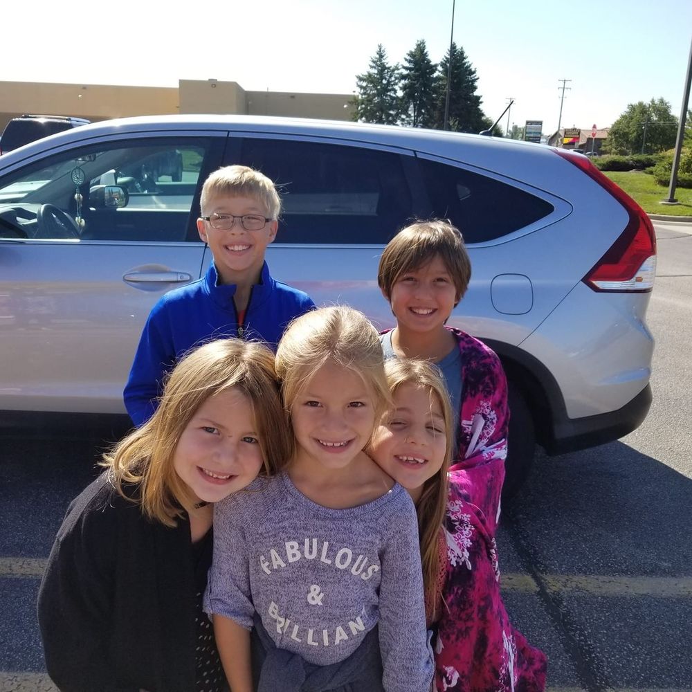 Meet your Posher, Genna